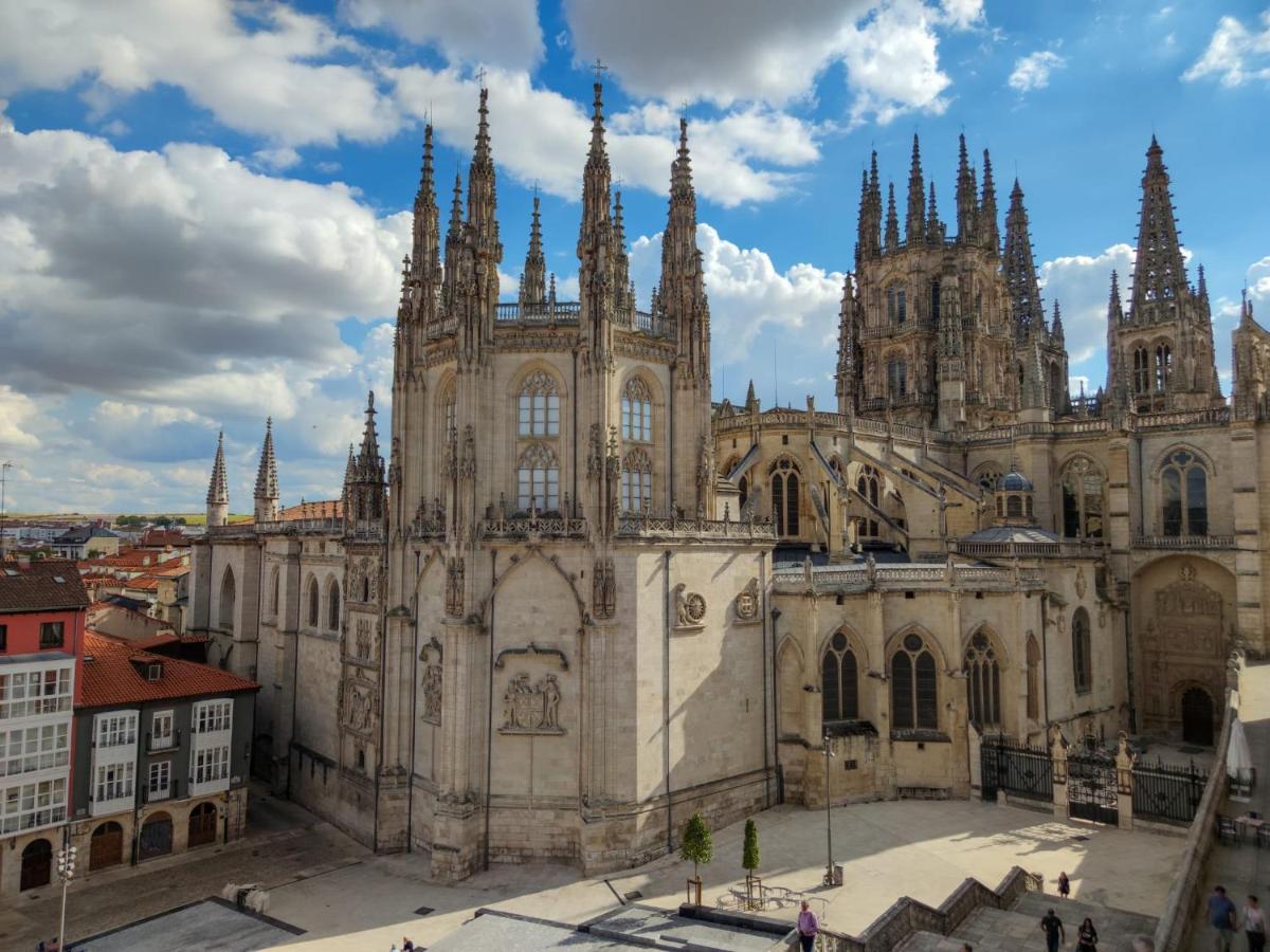 Una Mirada A La Catedral-Apartamentos Burgos Catedral Exterior foto